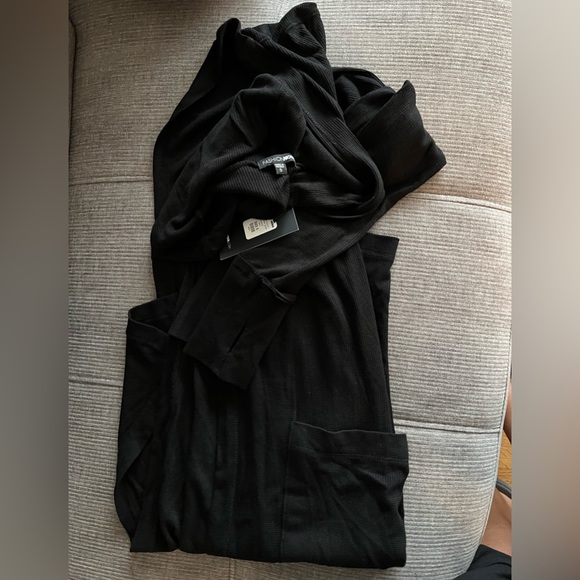 Long Sweater Style Jacket - Picture 3 of 3